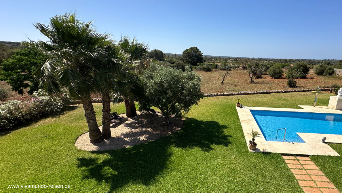Ayurveda-Mallorca_House-of-Silence_Aussenanlage