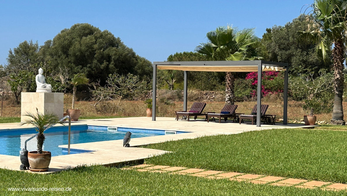 Ayurveda-Mallorca_House-of-Silence_Pool2