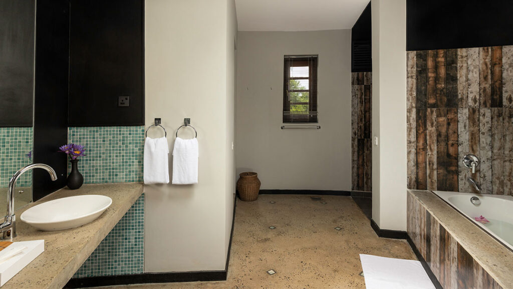 Suite-with-Plunge-Pool_8